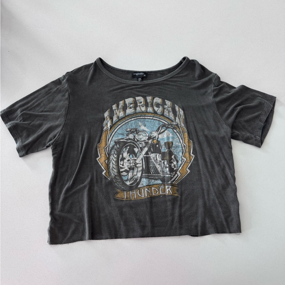 Dry Goods Originality American Thunder Women's Gray Graphic Tee